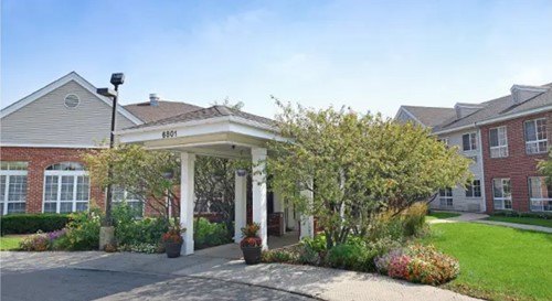 Dimensions Living Burr Ridge