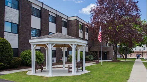 Willimansett Center East