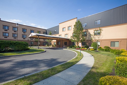 Royal Suites Health Care & Rehabilitation