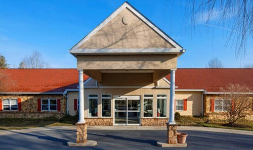 Oak Leaf Manor South