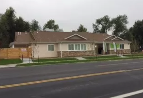 Ashley Manor - Yukon