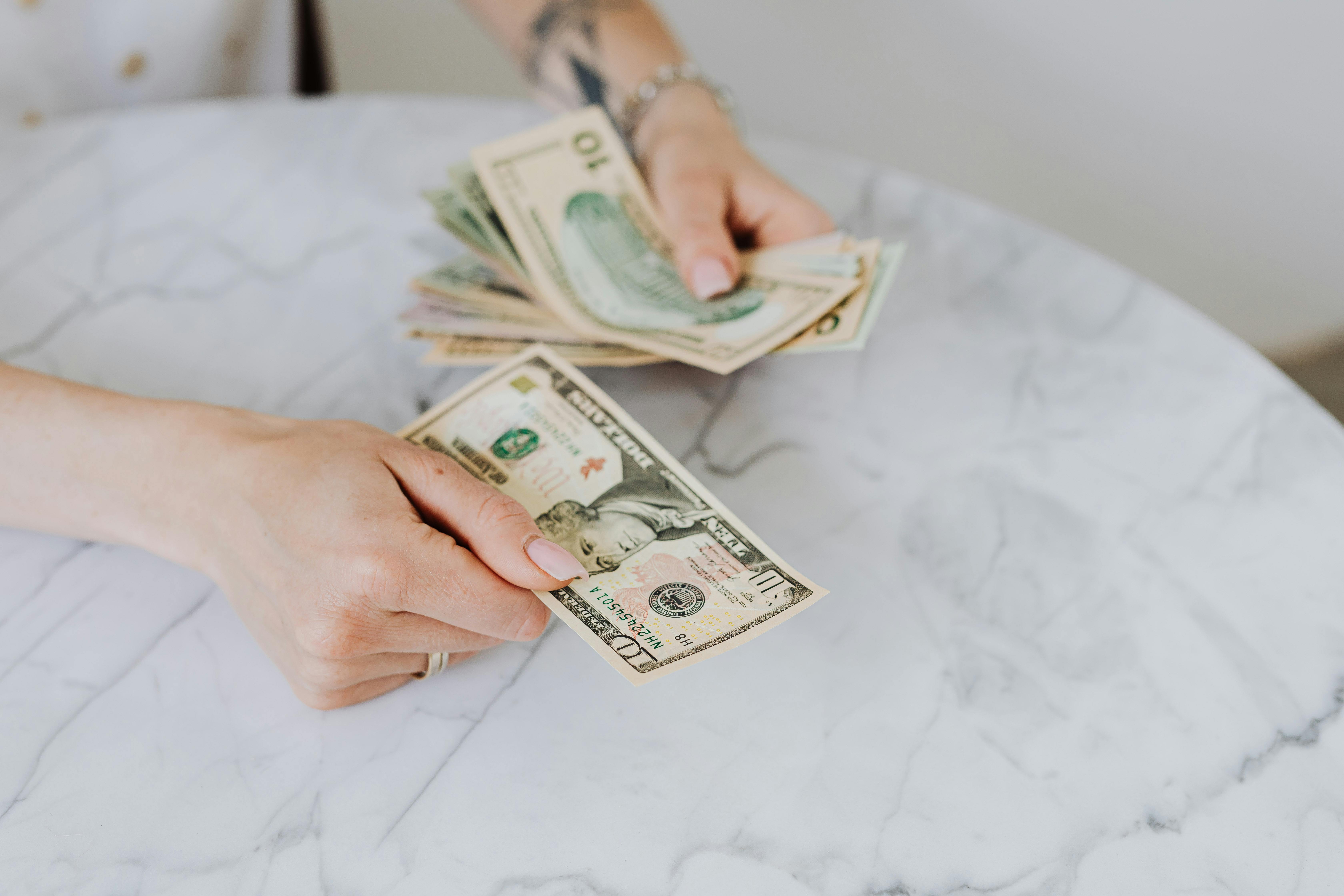 The Real Cost of 24/7 In-Home Care: What Families Should Know Each Month