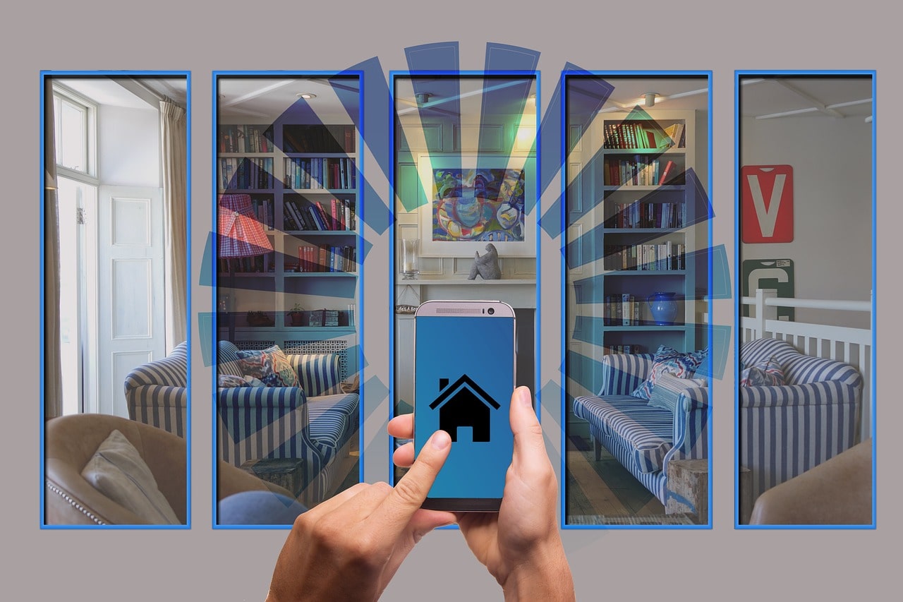 How Smart Home Technology Is Revolutionizing Senior Care Today and Into 2030